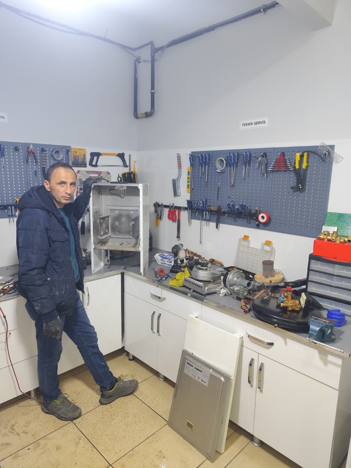 Blue Anka Kombi Servisi — galeri görseli (17/23)