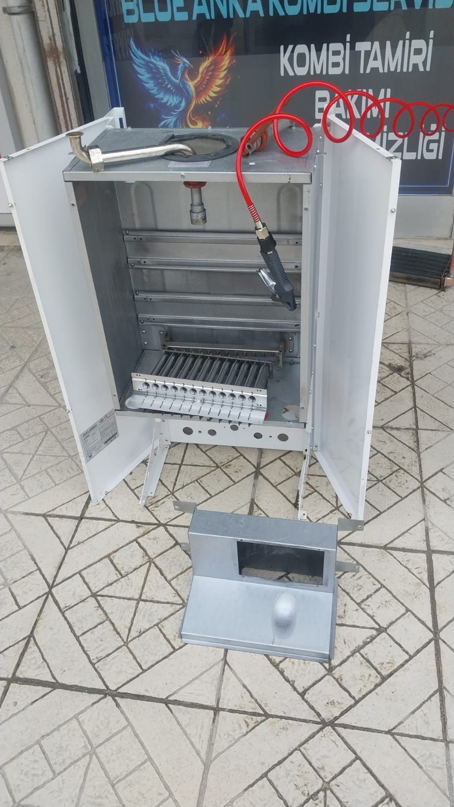 Blue Anka Kombi Servisi — galeri görseli (3/23)